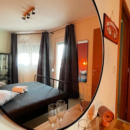 Steel & Oak-stylish Near Shore