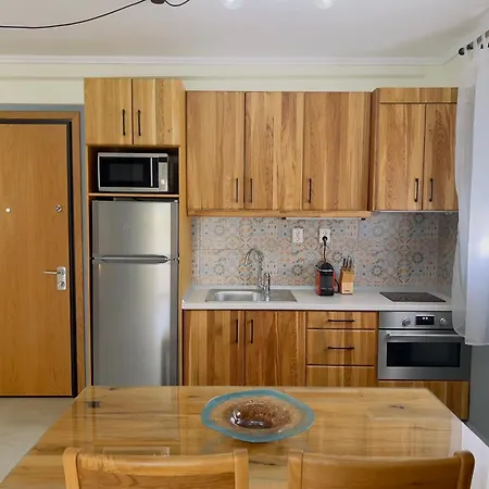 Apartament Steel & Oak-stylish Near Shore