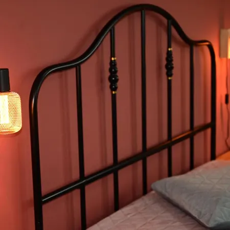 Steel & Oak-stylish Near Shore Apartament Kavala